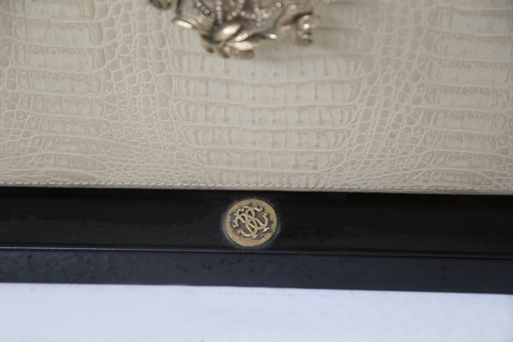 Cassettiera, etichetta originale