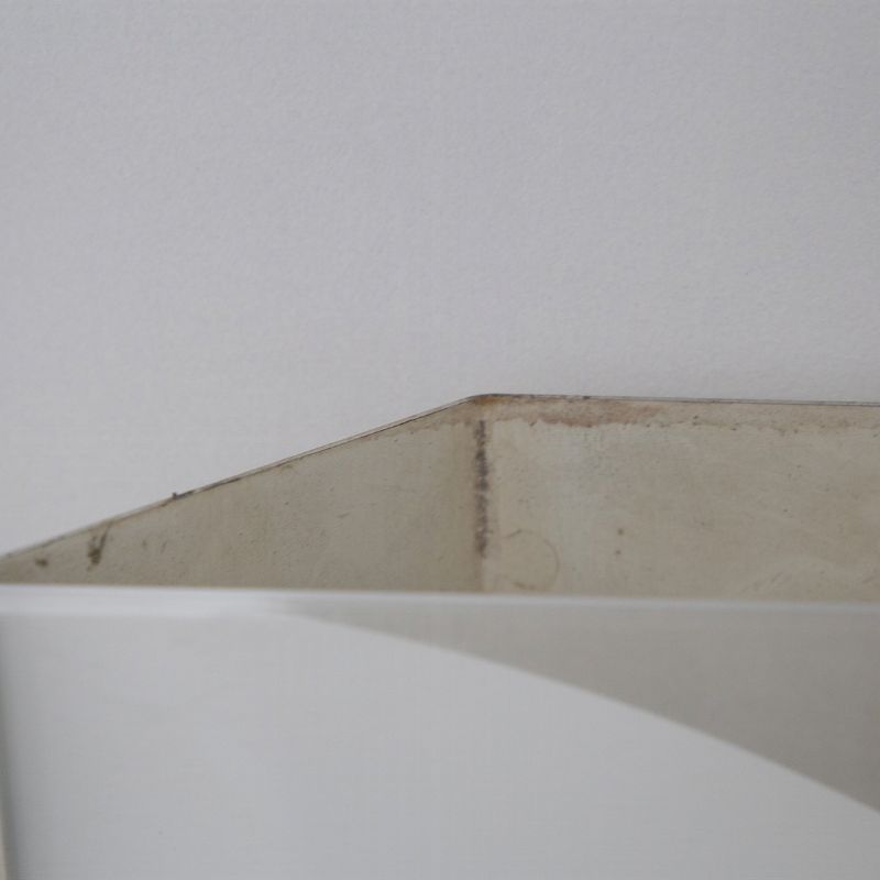 Applique in alluminio verniciato e vetro