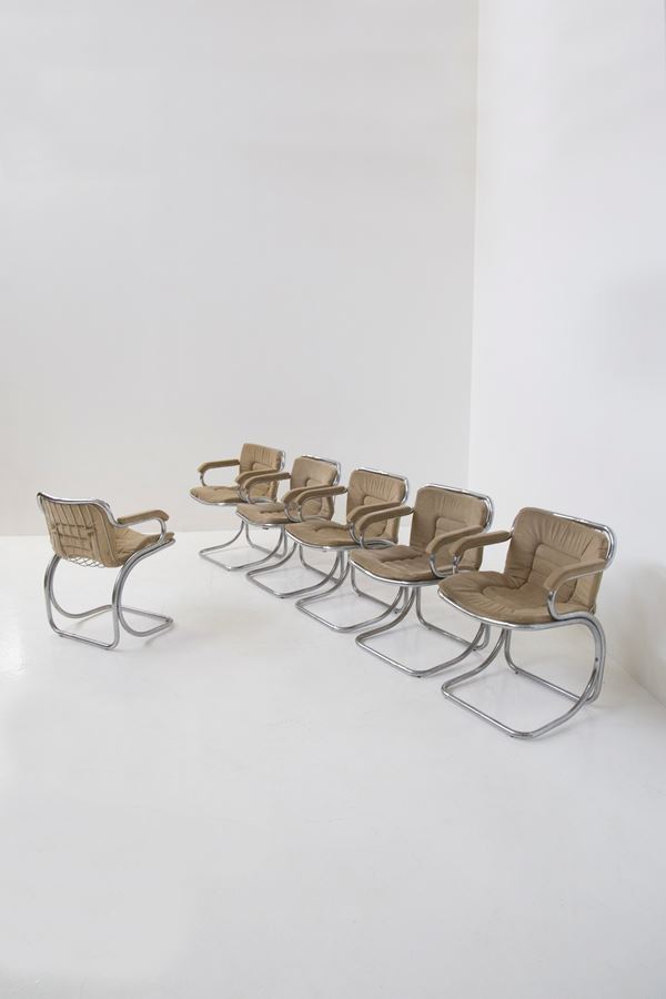 Set of 6 Italian-made chairs made of steel and alcantara