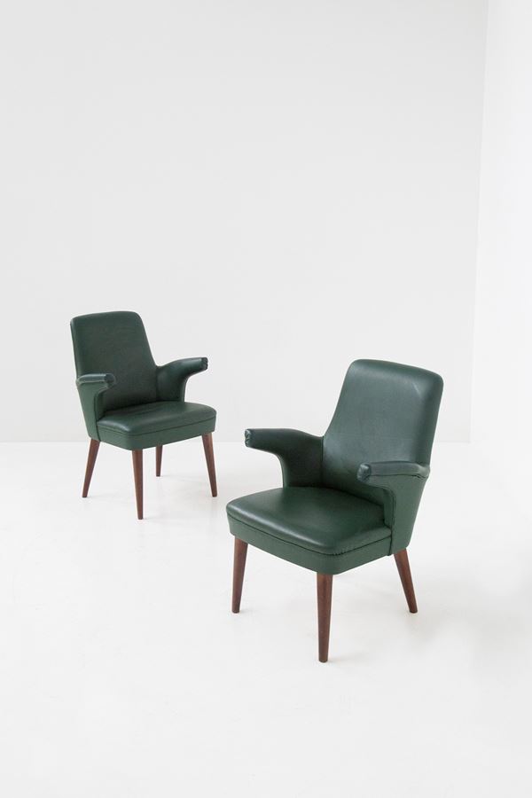 Nino Zoncada - Pair of small armchairs in wood and leather attr. Nino Zoncada
