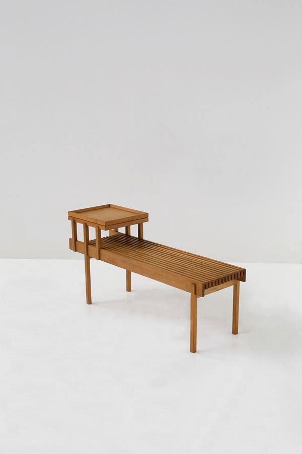 Wooden bench with pull-out tray
