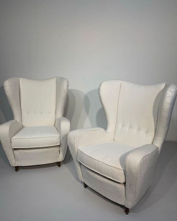 Pair armchairs in bouclé