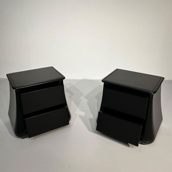  Pair of nightstands  Frigerio