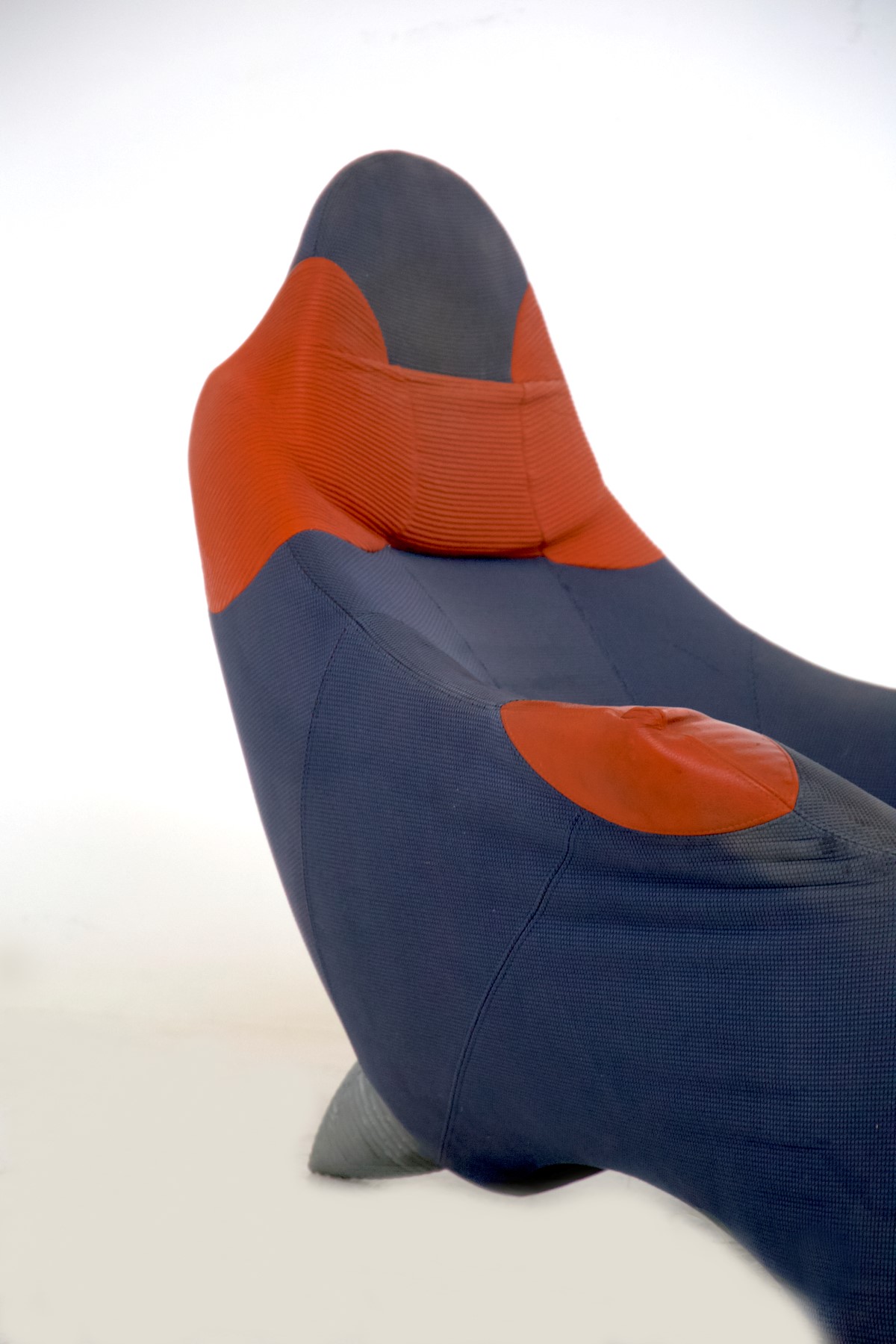 Marc Sadler - Poltrona Hal con poggiapiedi per Cassina, 1997