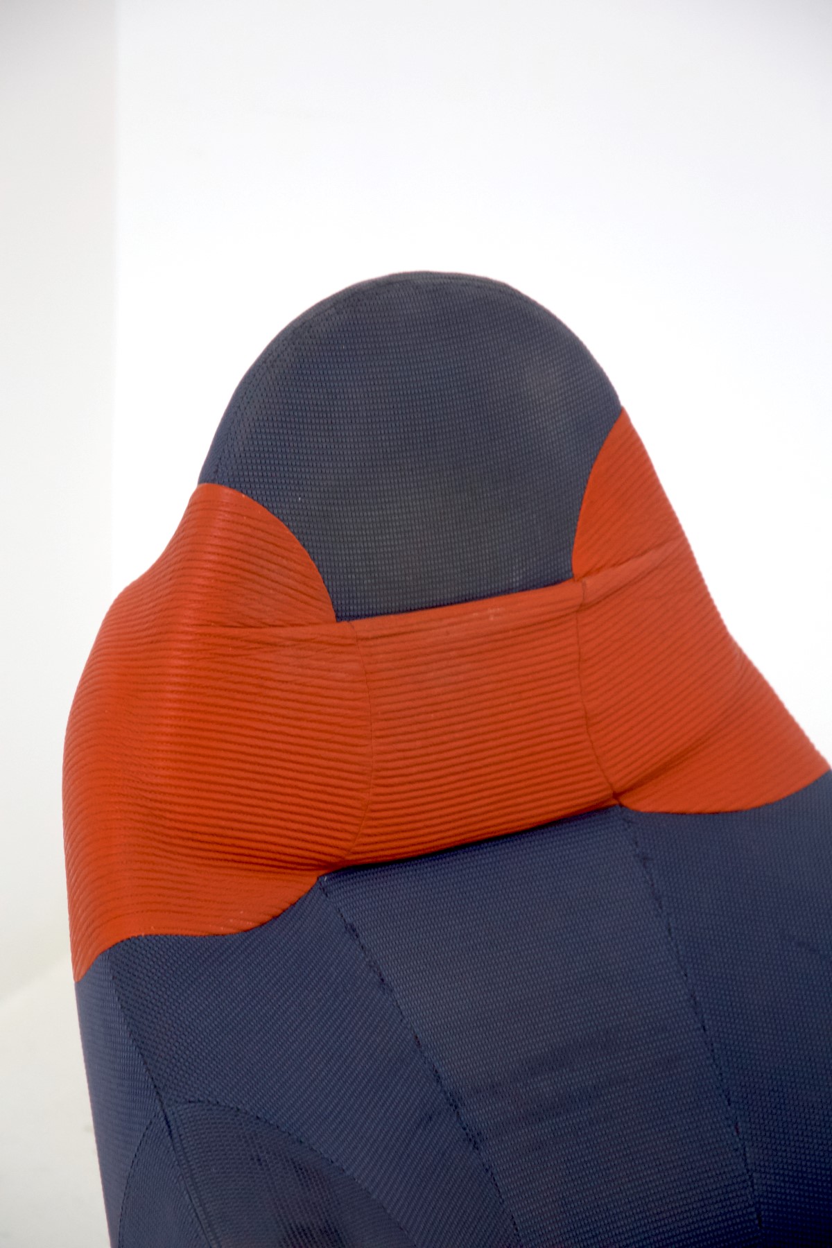 Marc Sadler - Poltrona Hal con poggiapiedi per Cassina, 1997