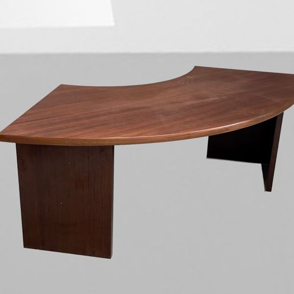 Osvaldo Borsani - Osvaldo Borsani per Tecno. Desk and Armchair