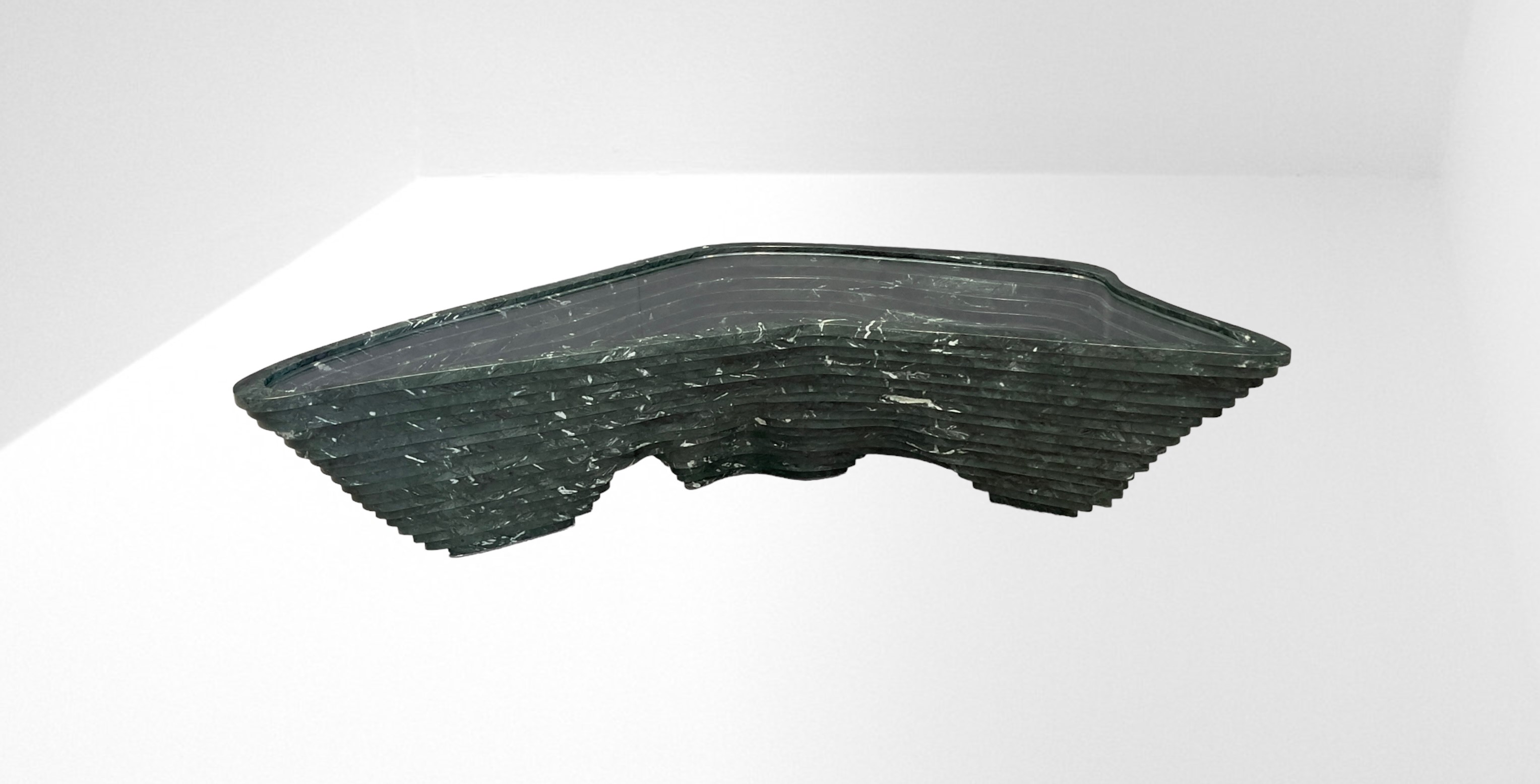 Tavolino in marmo (attribuito)