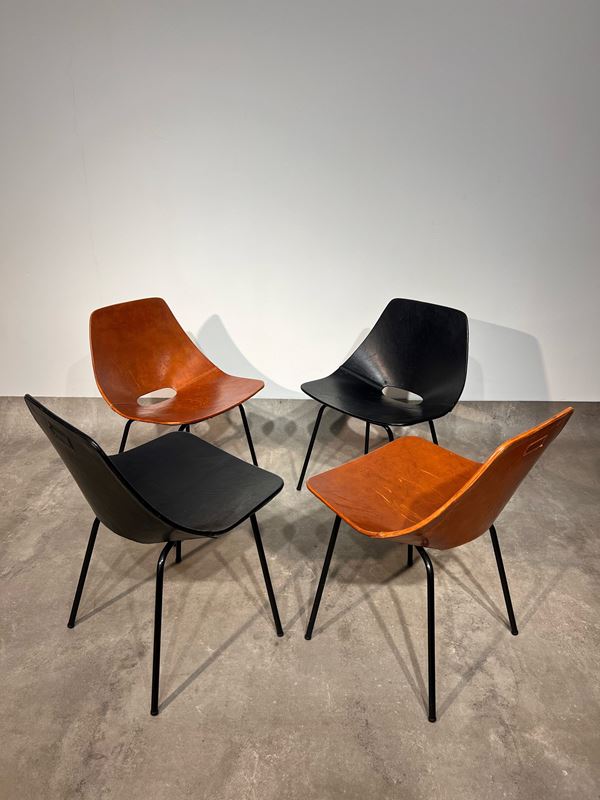 Pierre Guariche - Set of four chairs model "Tonneau" designed by Pierre Guariche