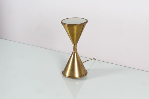 Table lamp model "hourglass" production Arredoluce