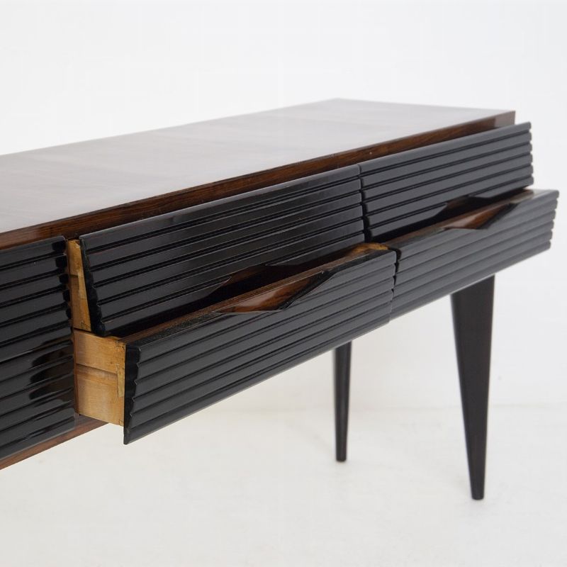 Madia italiana con cassetti in legno