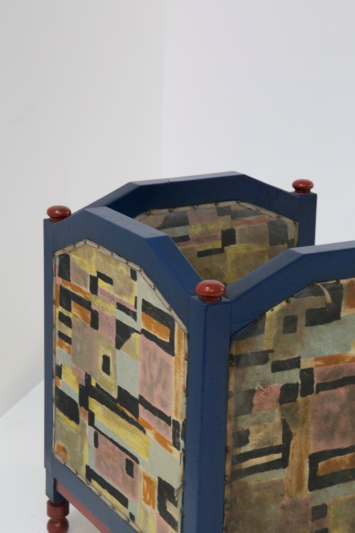 Rare Poltrone Futuriste (Attr.)