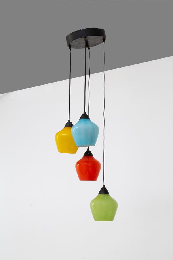 Chandelier with 4 colored diffusers