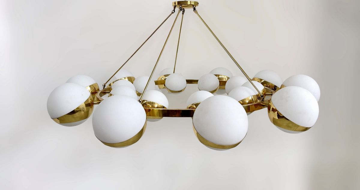 Splendido lampadario in stile Stilnovo