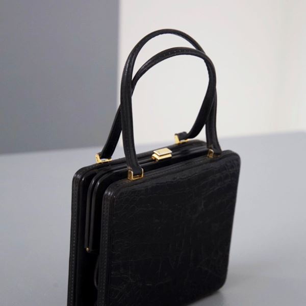 Elegant Vintage Leather Bag