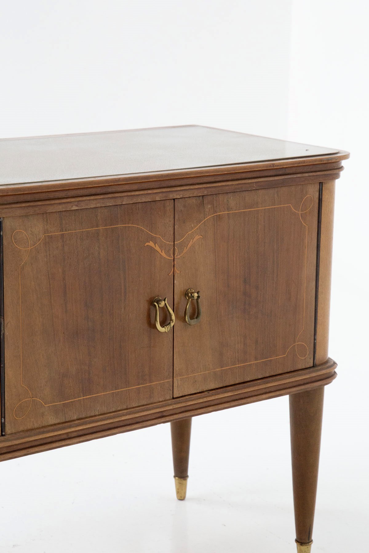 Coppia di Comodini (Attr)