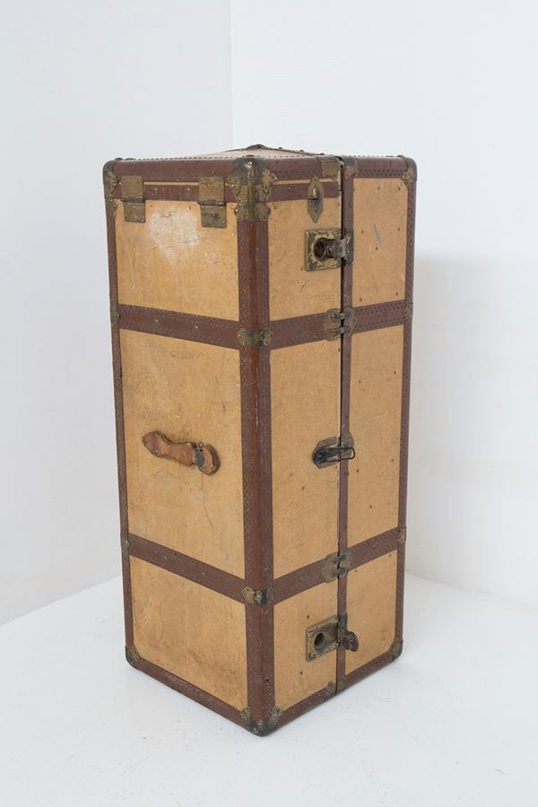 Manifattura Italiana - Vintage Italian travel trunk cabinet brass and leather
