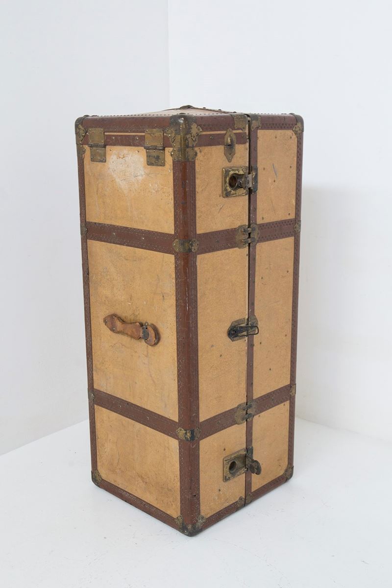 Mobile da viaggio italiano d'epoca in ottone e pelle