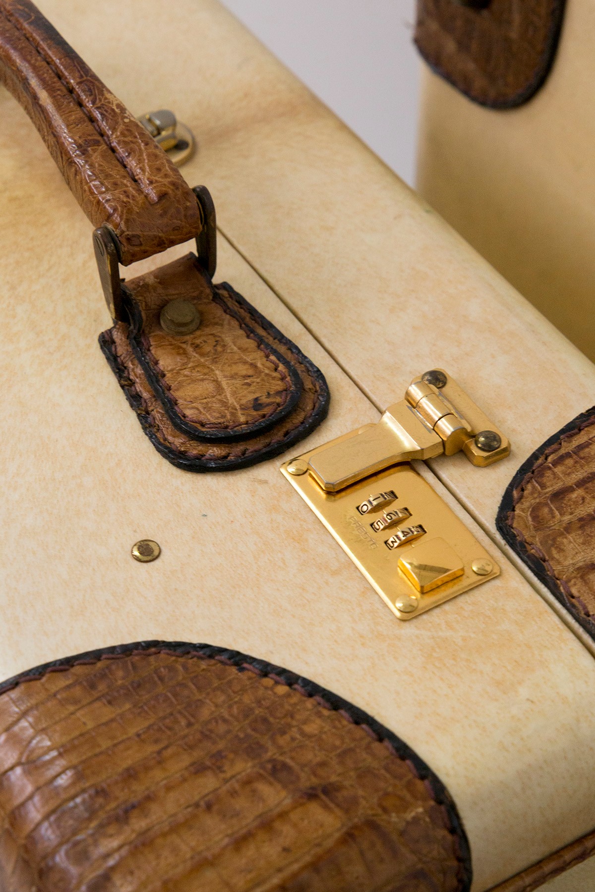 Coppia di valigie da viaggio Chloé in pergamena vintage