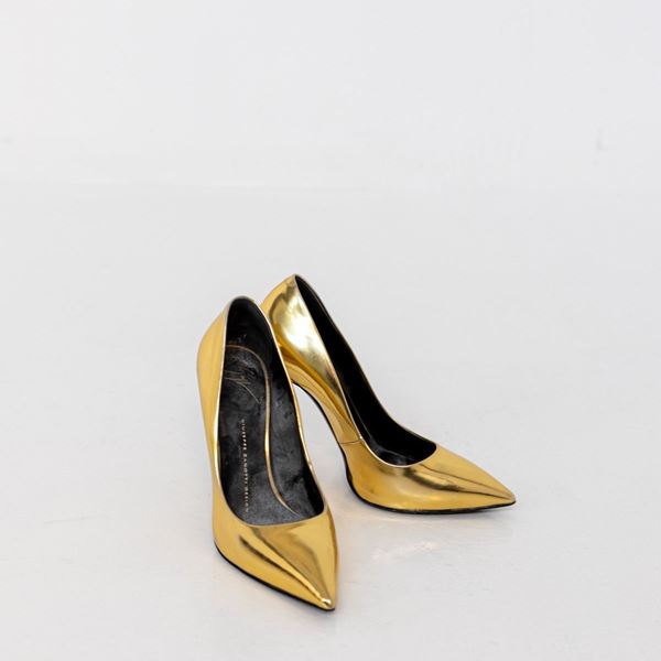 Giuseppe Zanotti - Giuseppe Zanotti - Scarpe con tacco a spillo in pelle oro