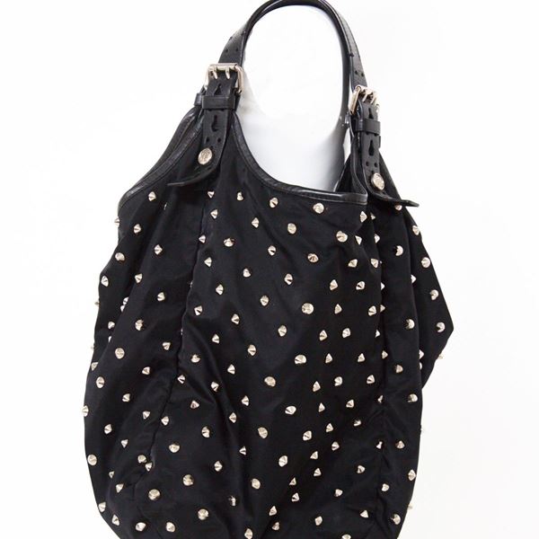 Givenchy Borsa nera con borchie d'argento