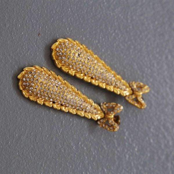 Ugo Correani - Dangling earrings by Ugo Correani Frascati in gold-plated metal and strass