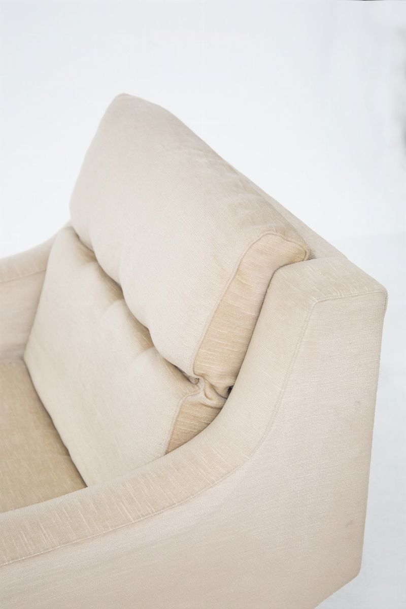 Poltrone italiane vintage in velluto beige e legno