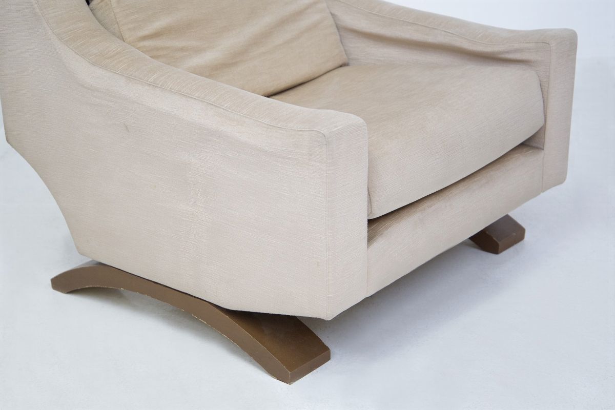 Poltrone italiane vintage in velluto beige e legno