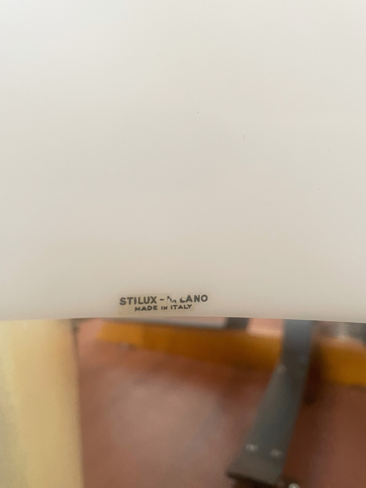 Lampada da terra Stilux, con etichetta