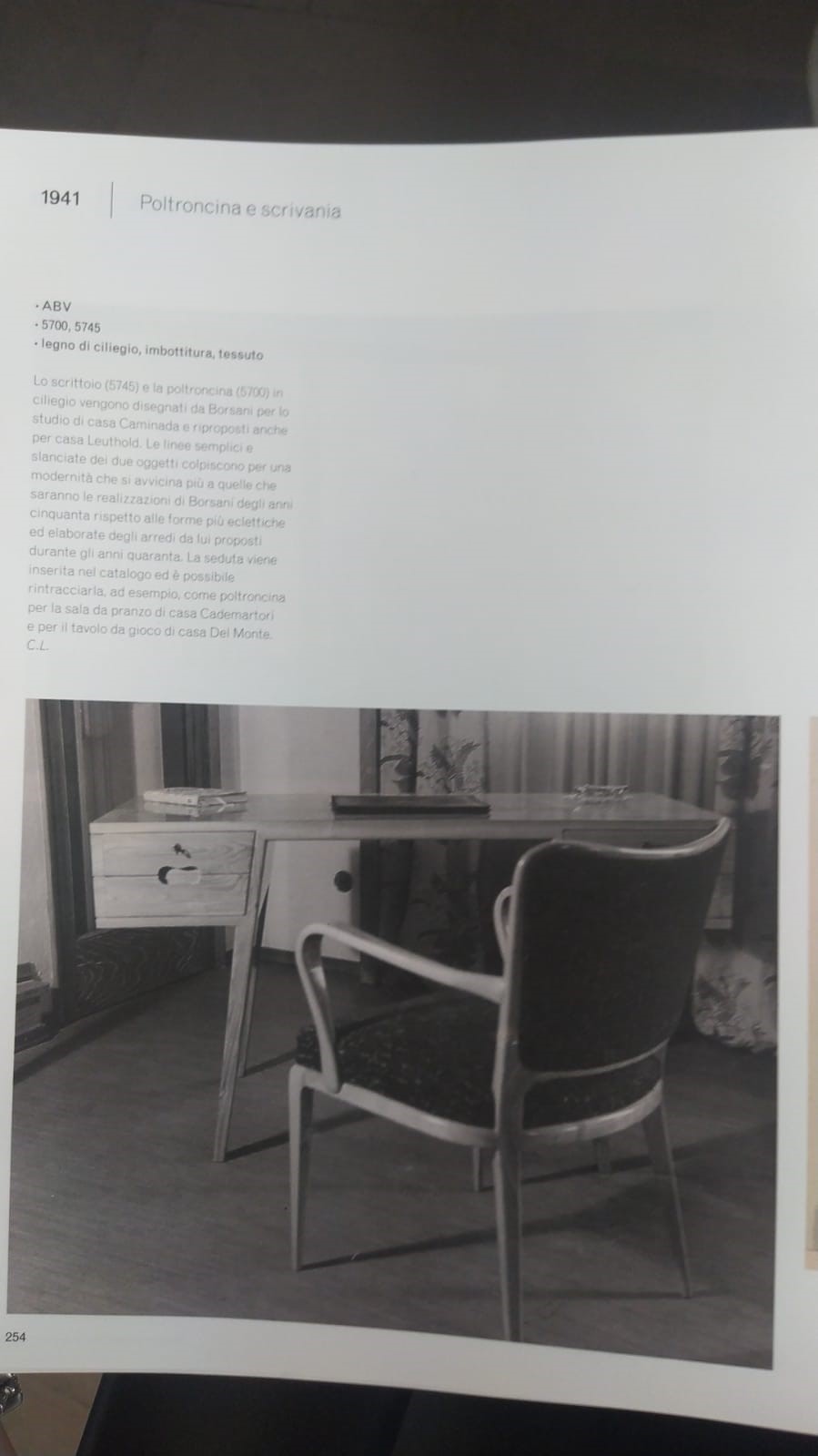 Coppia di poltrone, Pubblicato