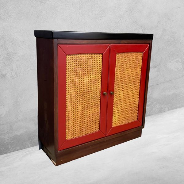 Small sideboard cabinet 