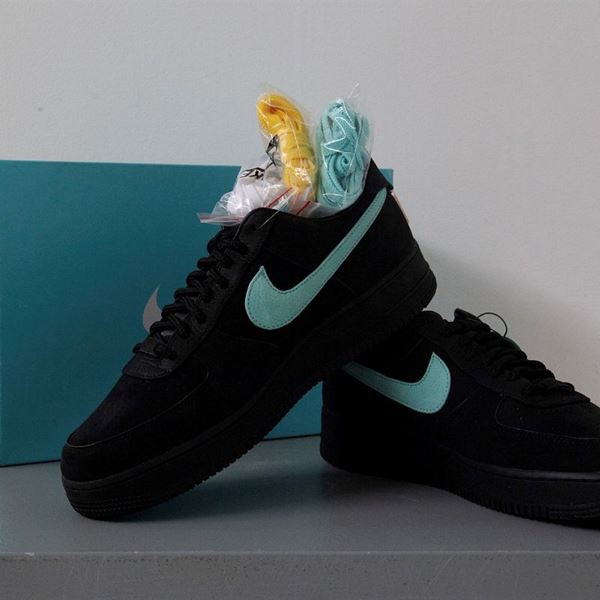 Nike - Tiffany & Co. x Nike Air Force 1 Low