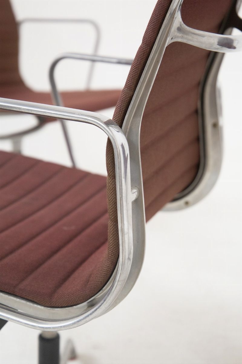 Vintage Office Chairs With Armrests By Herman Miller