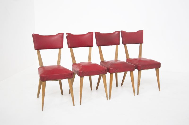 Set di quattro sedie di fabbricazione francese