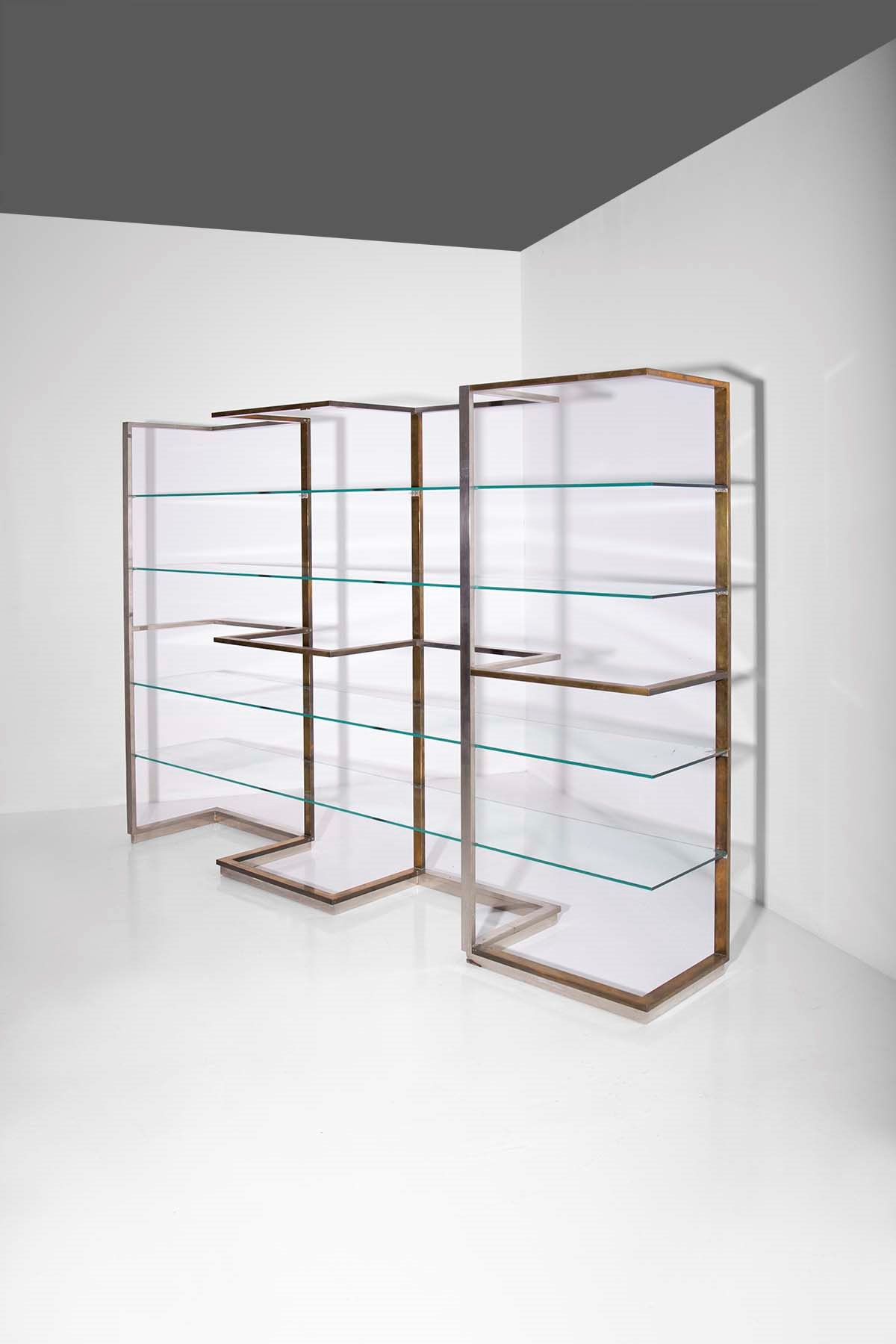 Turri : Brass and Glass Bookcase  - Auction Top Design - LTWID Auction House