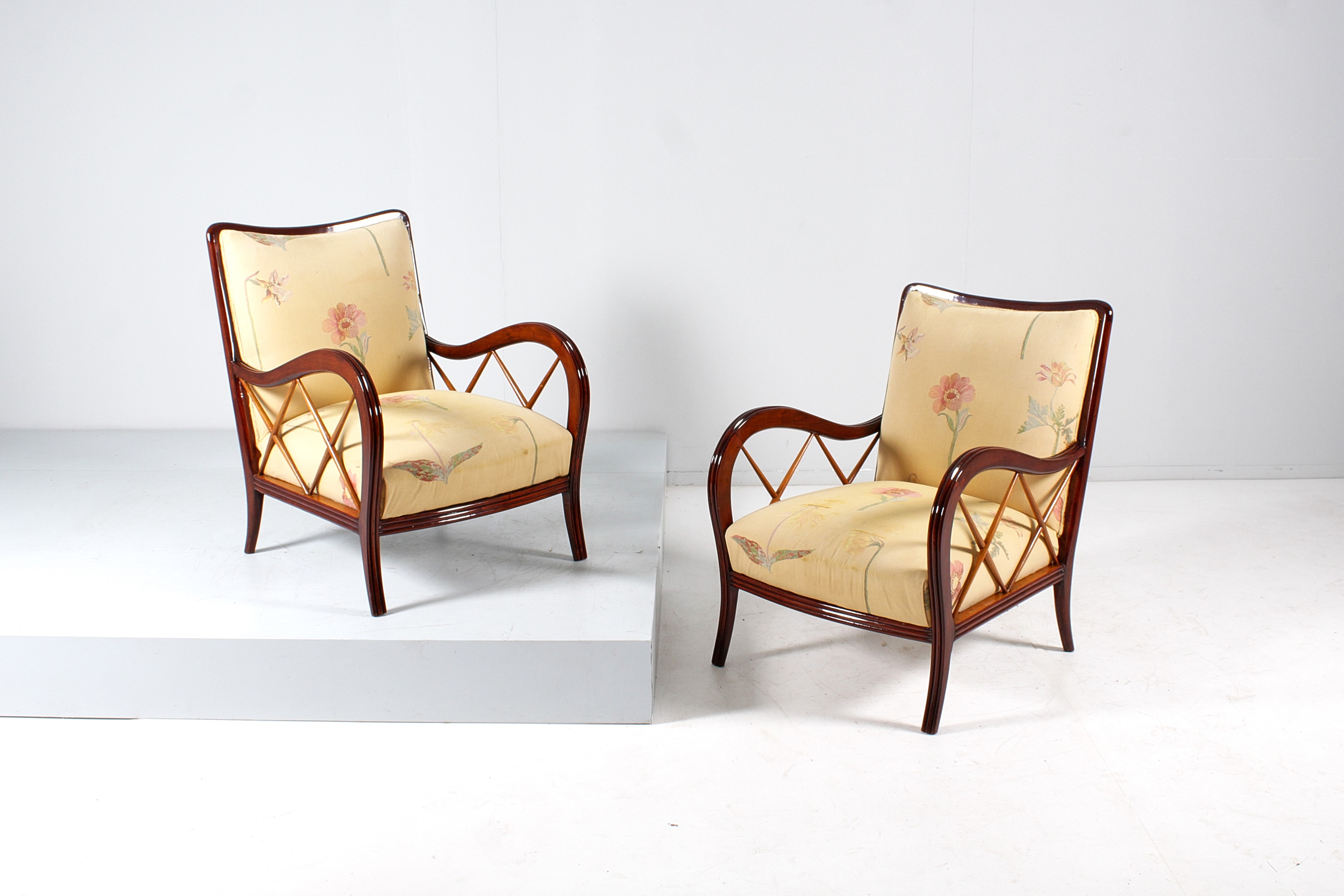 Paolo Buffa : Pair of Armchairs (Attr)  - Auction Top Design - LTWID Auction House