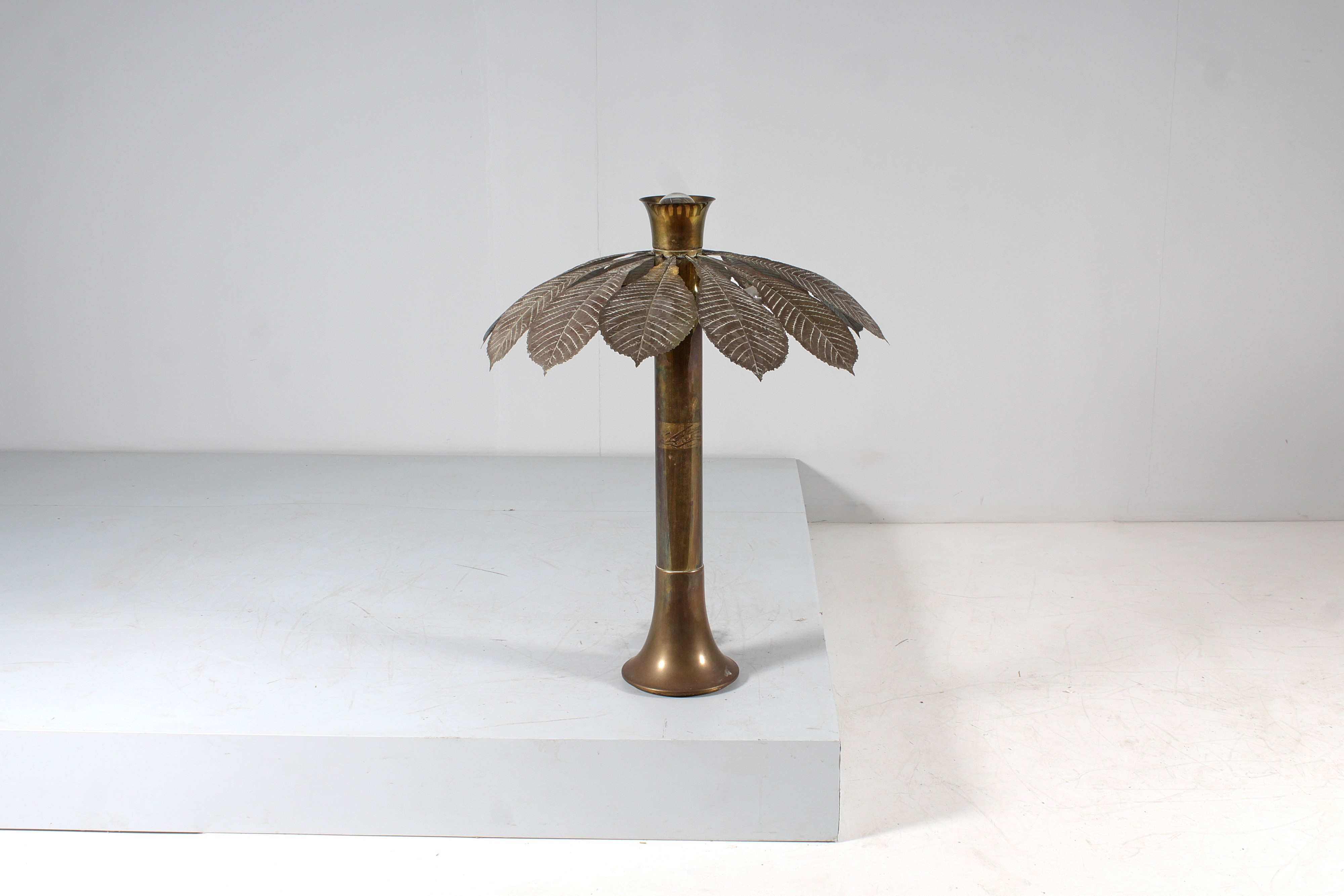 Carlo Giorgi : Table lamp  - Auction Top Design - LTWID Auction House