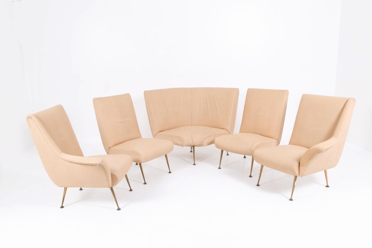 Divano modulare in ecopelle e ottone. Italia.