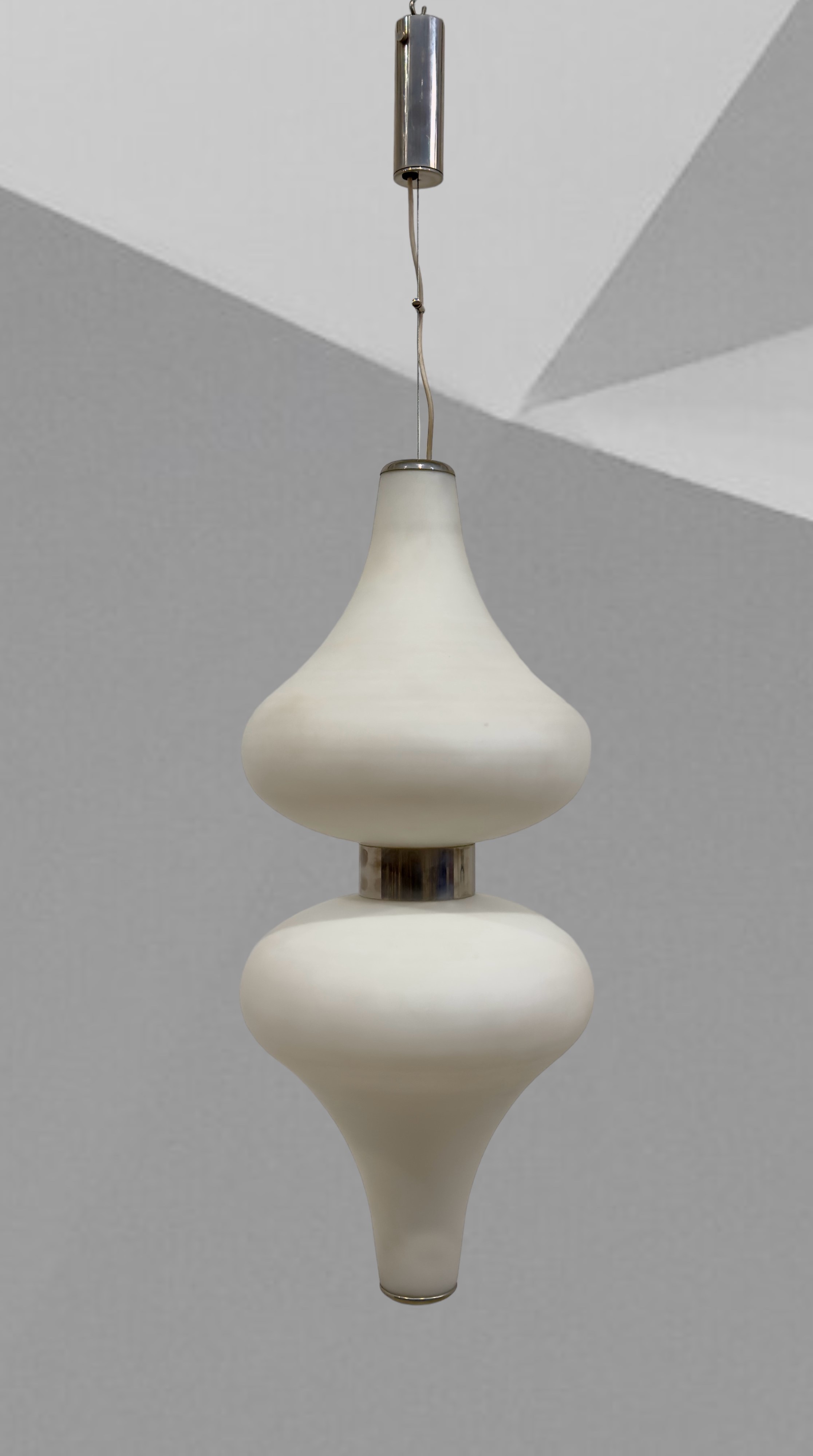 Stilnovo : Suspension lamp  - Auction Winter Sale - LTWID Auction House