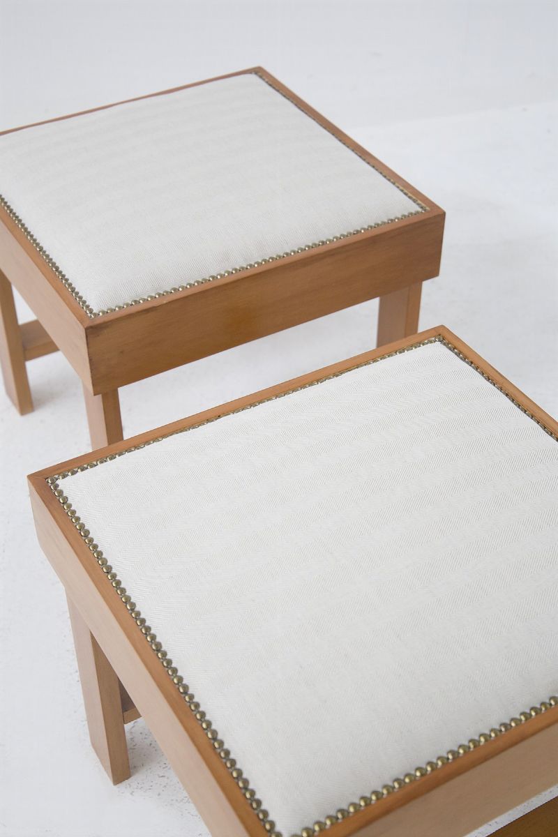 Coppia di sgabelli italiani vintage in legno e cotone lino