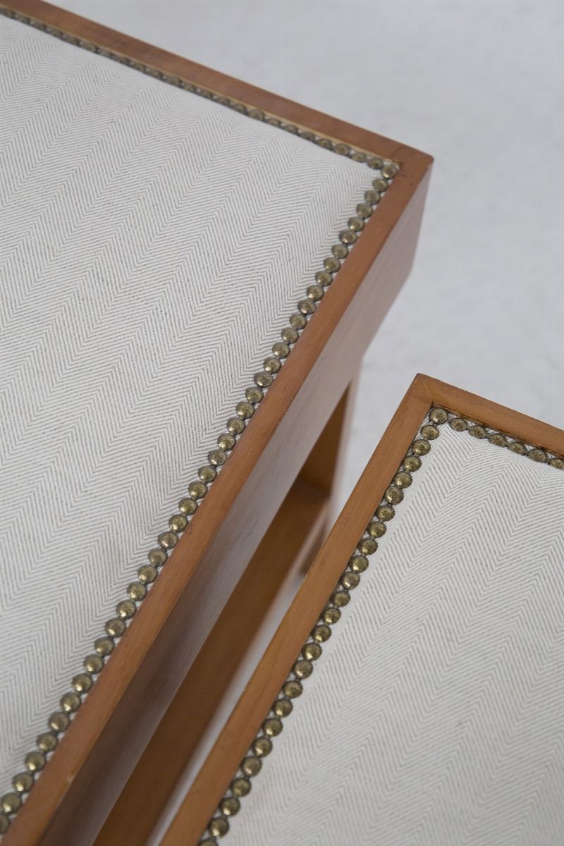 Coppia di sgabelli italiani vintage in legno e cotone lino