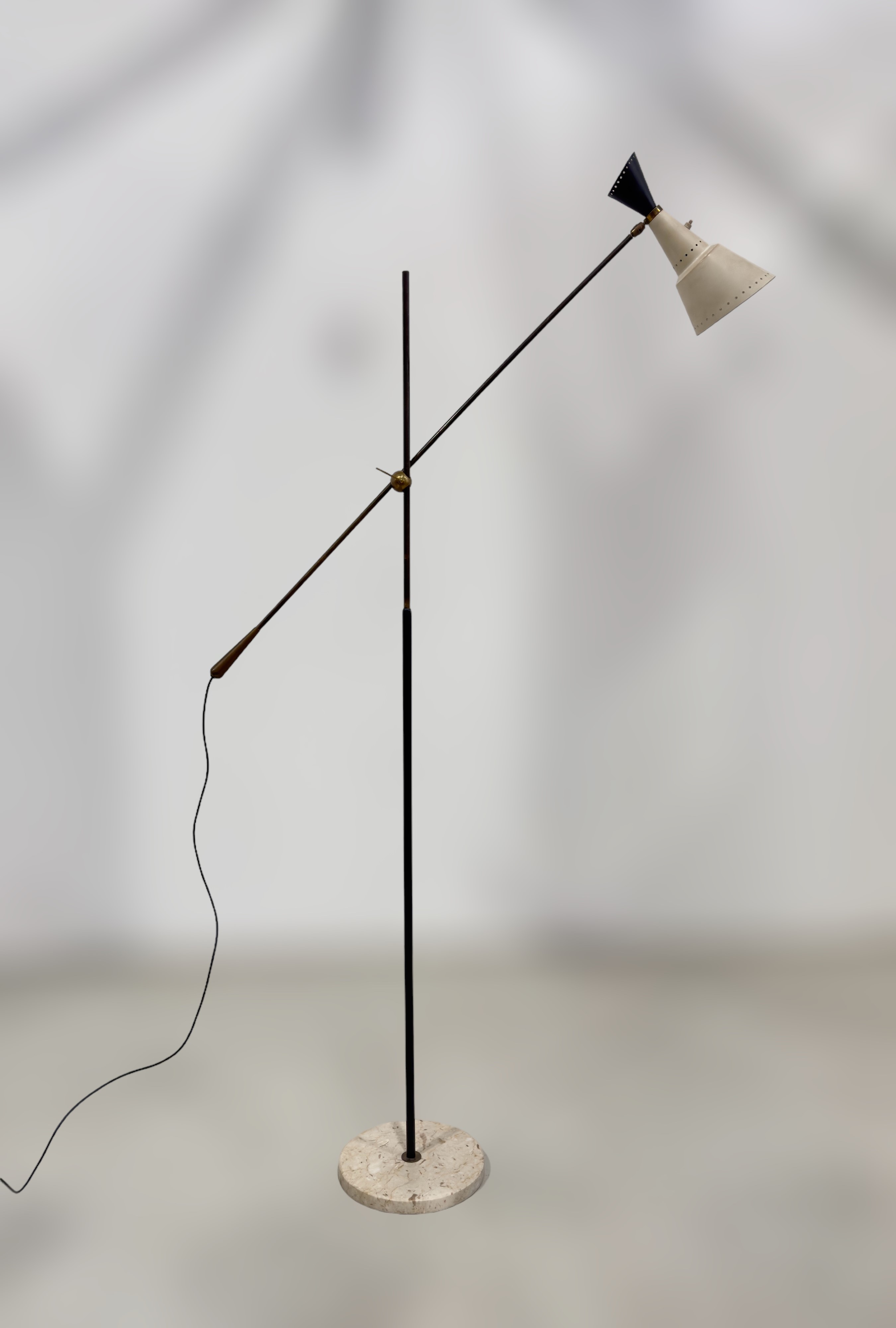 Gilardi e Barzaghi : Floor lamp  - Auction Winter Sale - LTWID Auction House