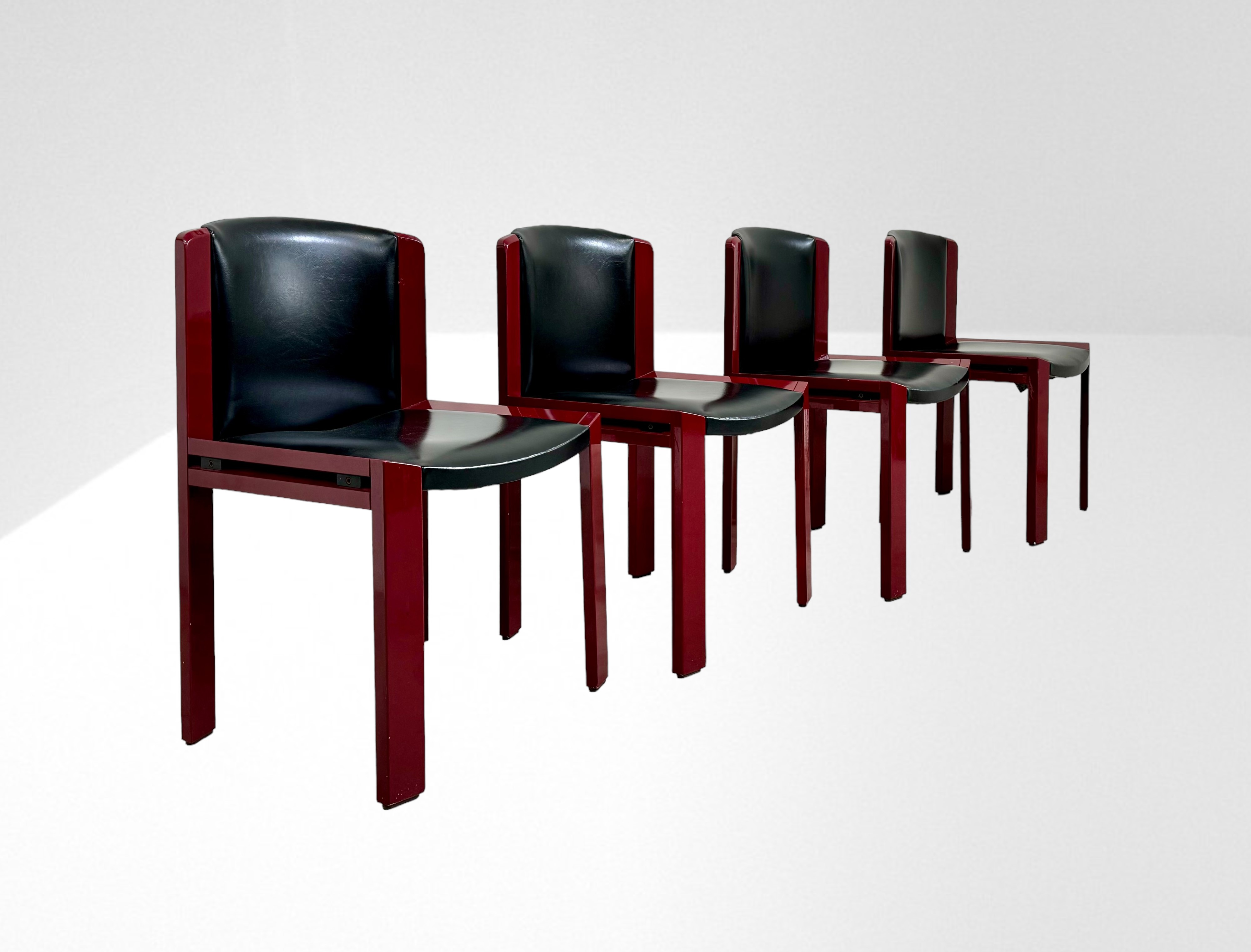 Joe Colombo : Four 300 chairs for Pozzi  - Auction The Great Beauty - LTWID Auction House