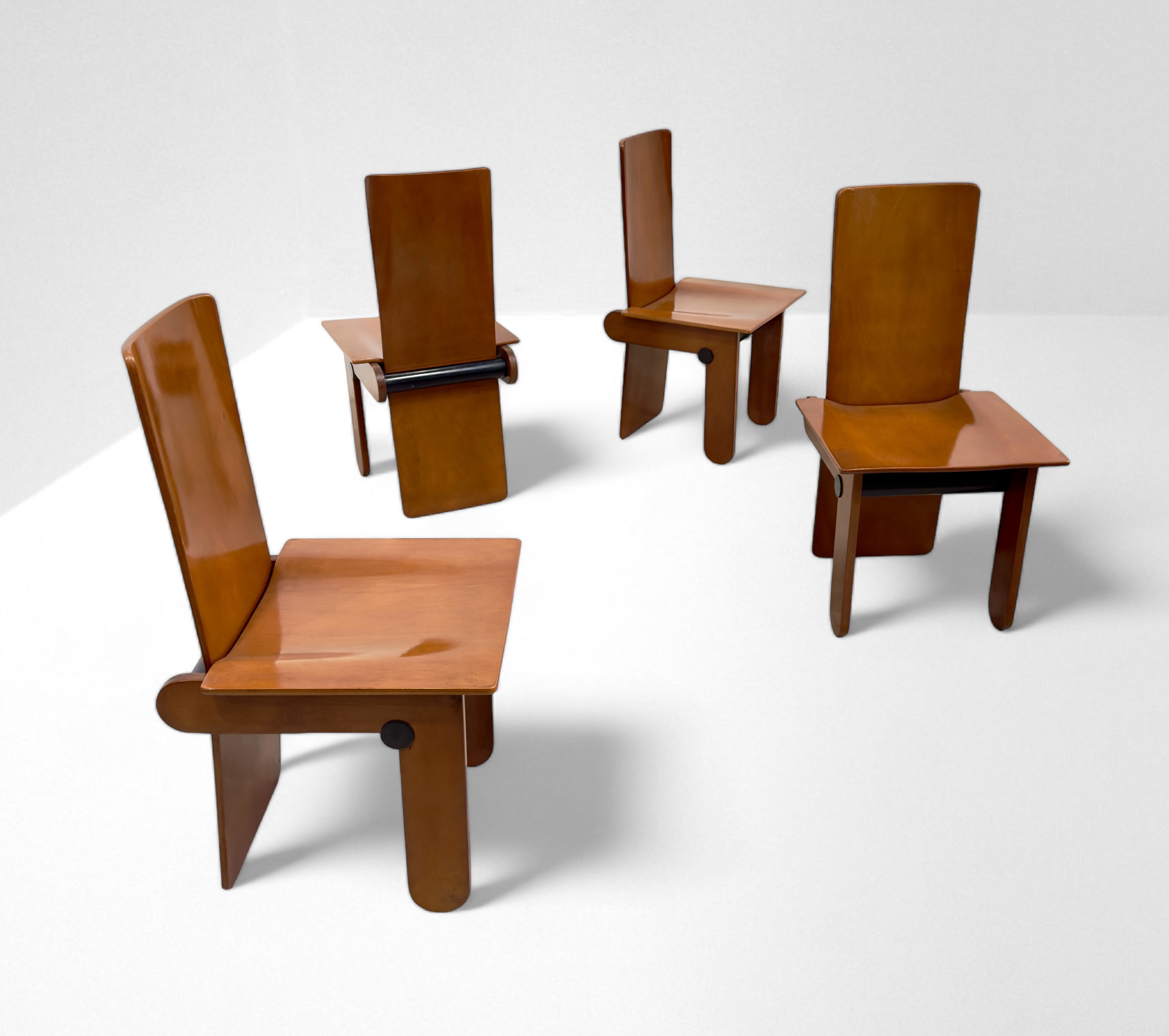 Carlo Scarpa : Simon Gavina, Four Chairs  - Auction The Great Beauty - LTWID Auction House