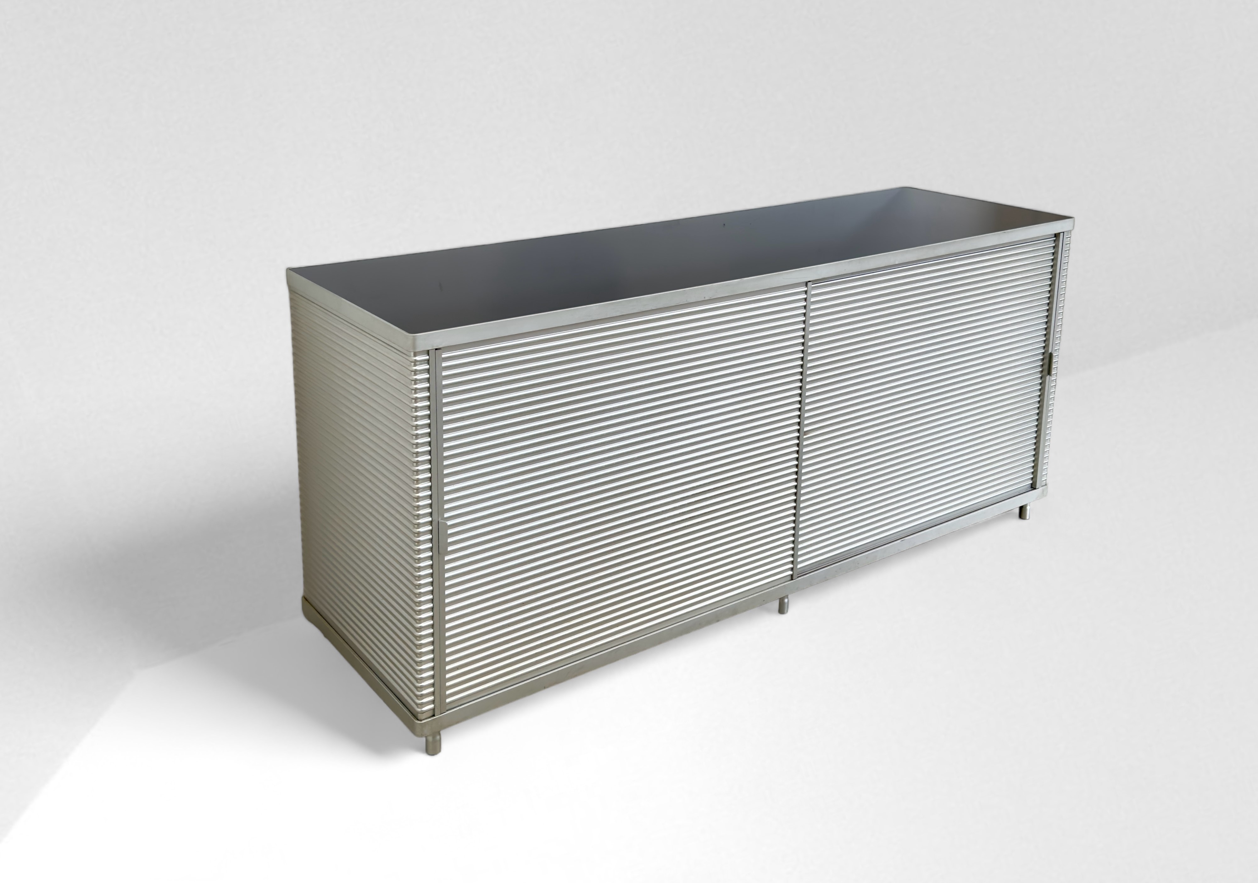 Decoma Design : Sideboard  - Auction The Great Beauty - LTWID Auction House