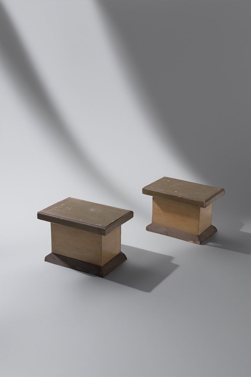 Coppia di sgabelli Futuristi