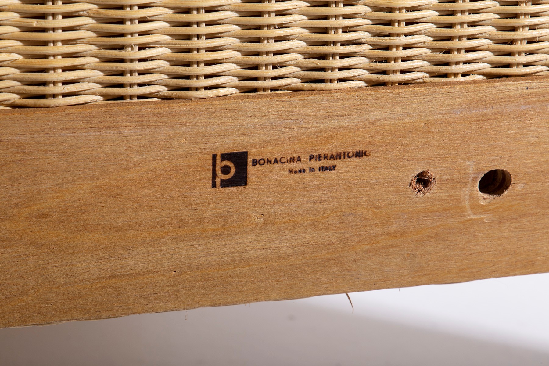 Letto PierAntonio Bonacina, marchio