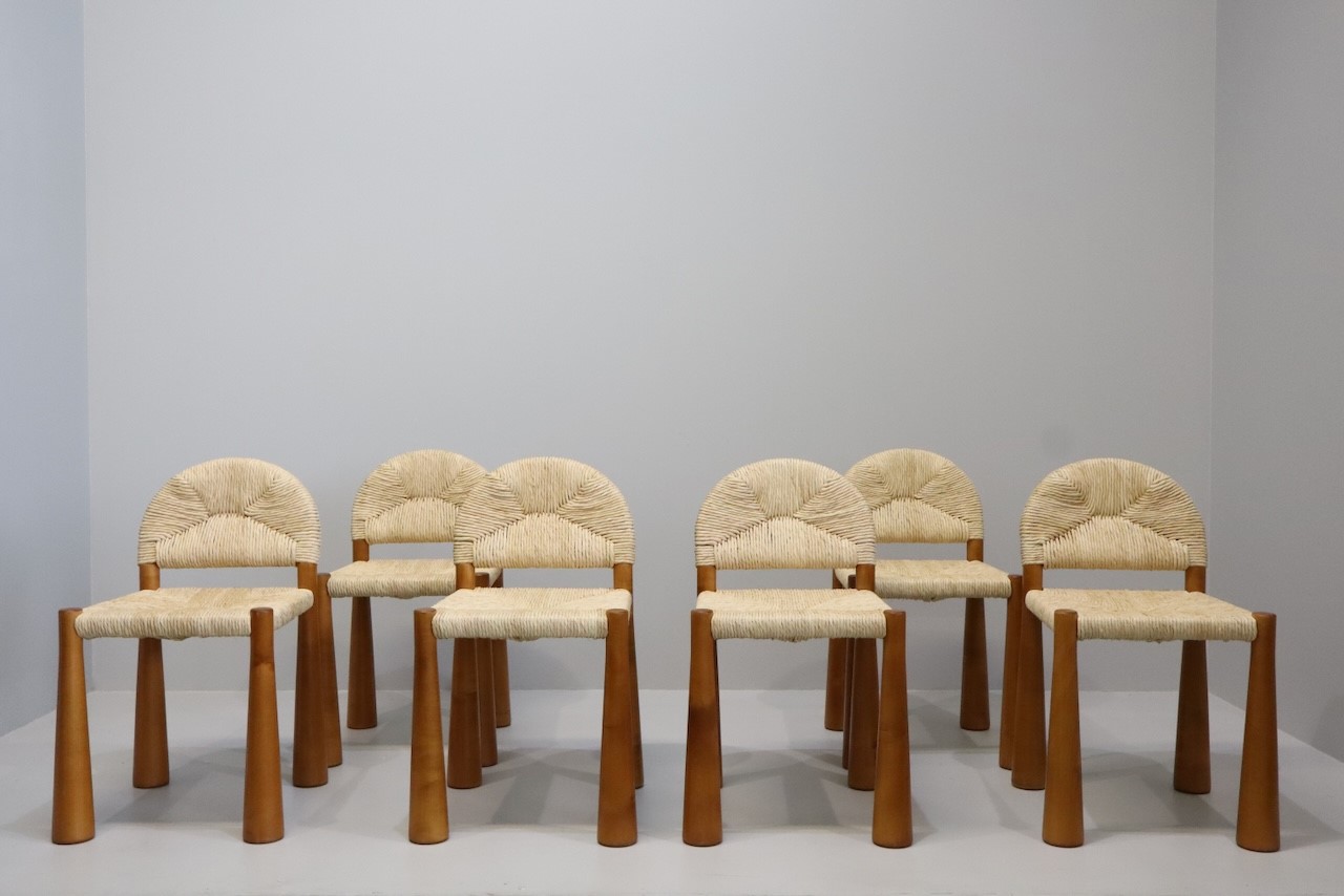 Alessandro Becchi : “Toscanolla” Dining Chairs for Giovannetti  - Auction The Great Beauty - LTWID Auction House