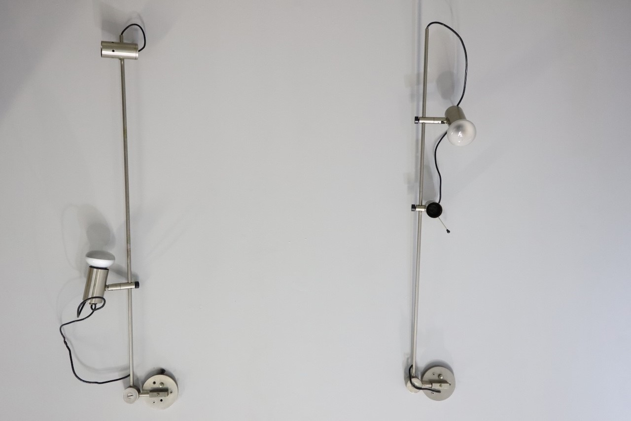 Tito Agnoli : Pair of Oluce wall lamps  - Auction The Great Beauty - LTWID Auction House