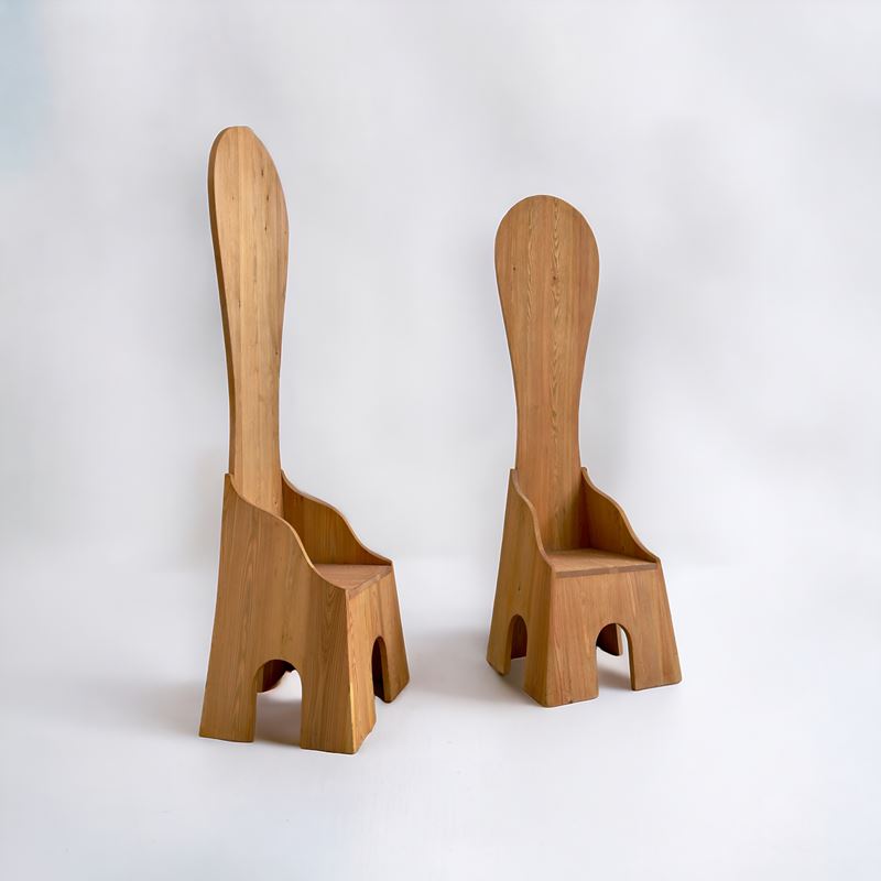 Due sedie modello Sedia Alta