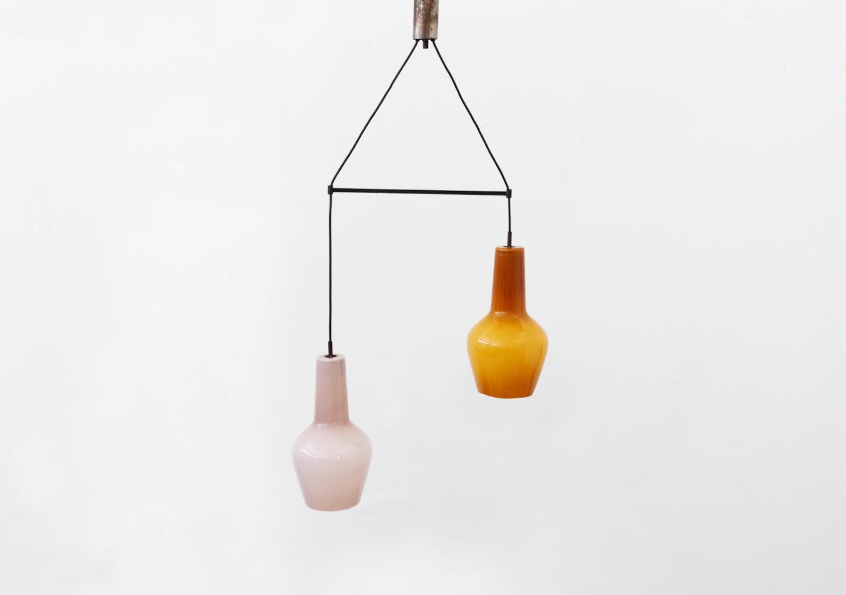 Massimo Vignelli : Suspension lamp  - Auction The Great Beauty - LTWID Auction House